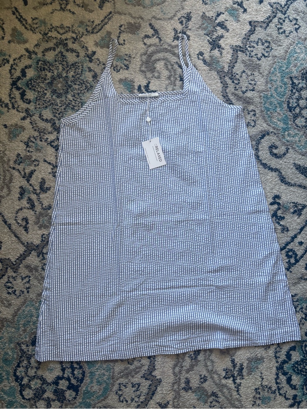 NWT LA Relaxed Knee Length Seersucker Pinstripe Shift Dress